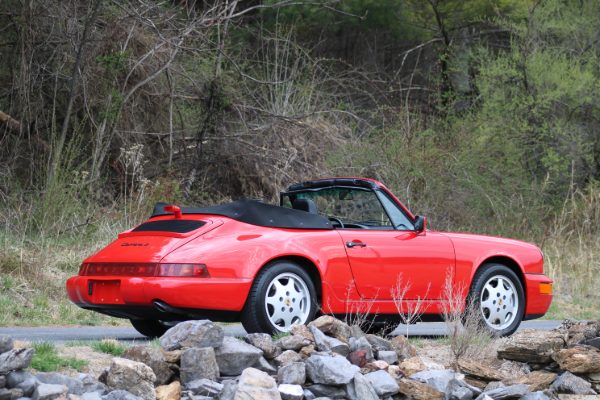 1990 Porsche 911 Carrera 2 Cabriolet